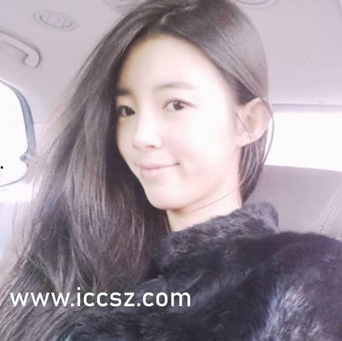 718黑瓜吃料反差女友